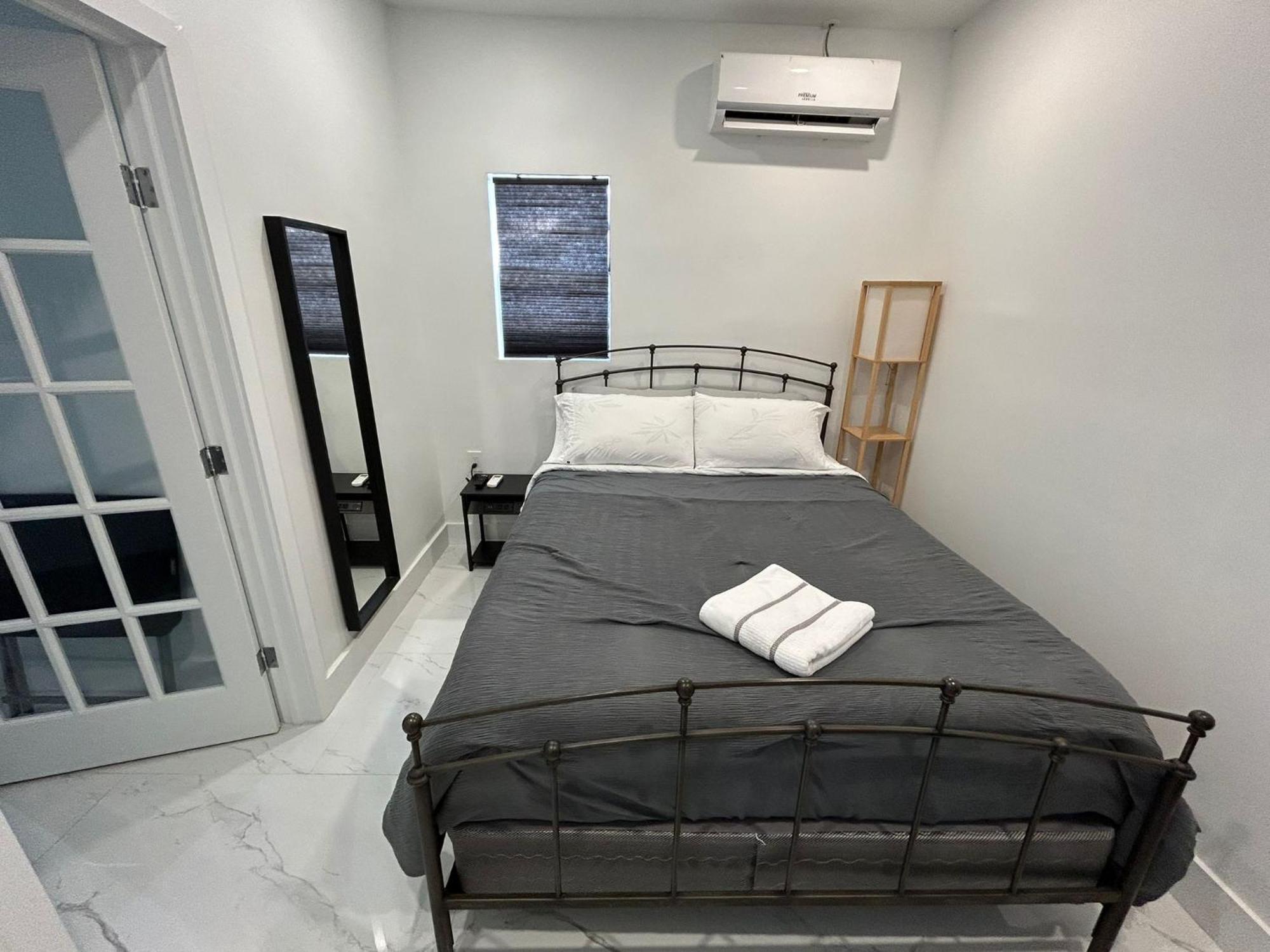 Private Rooms Close To Miami Airport - Free Parking - 01 Eksteriør billede